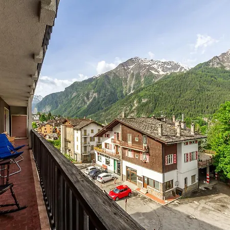 Apartman Le Ginestre - Relax E Vista Montagna - Cour 0248