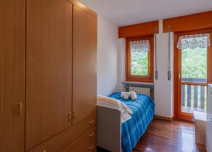 Le Ginestre - Relax E Vista Montagna - Cour 0248 *